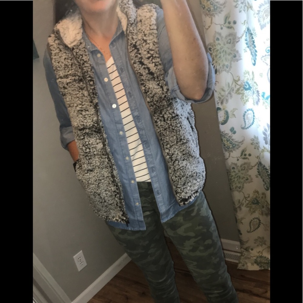 Thread & Supply Sherpa Vest